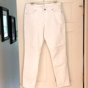 LOFT White Skinny Jeans - Size 8